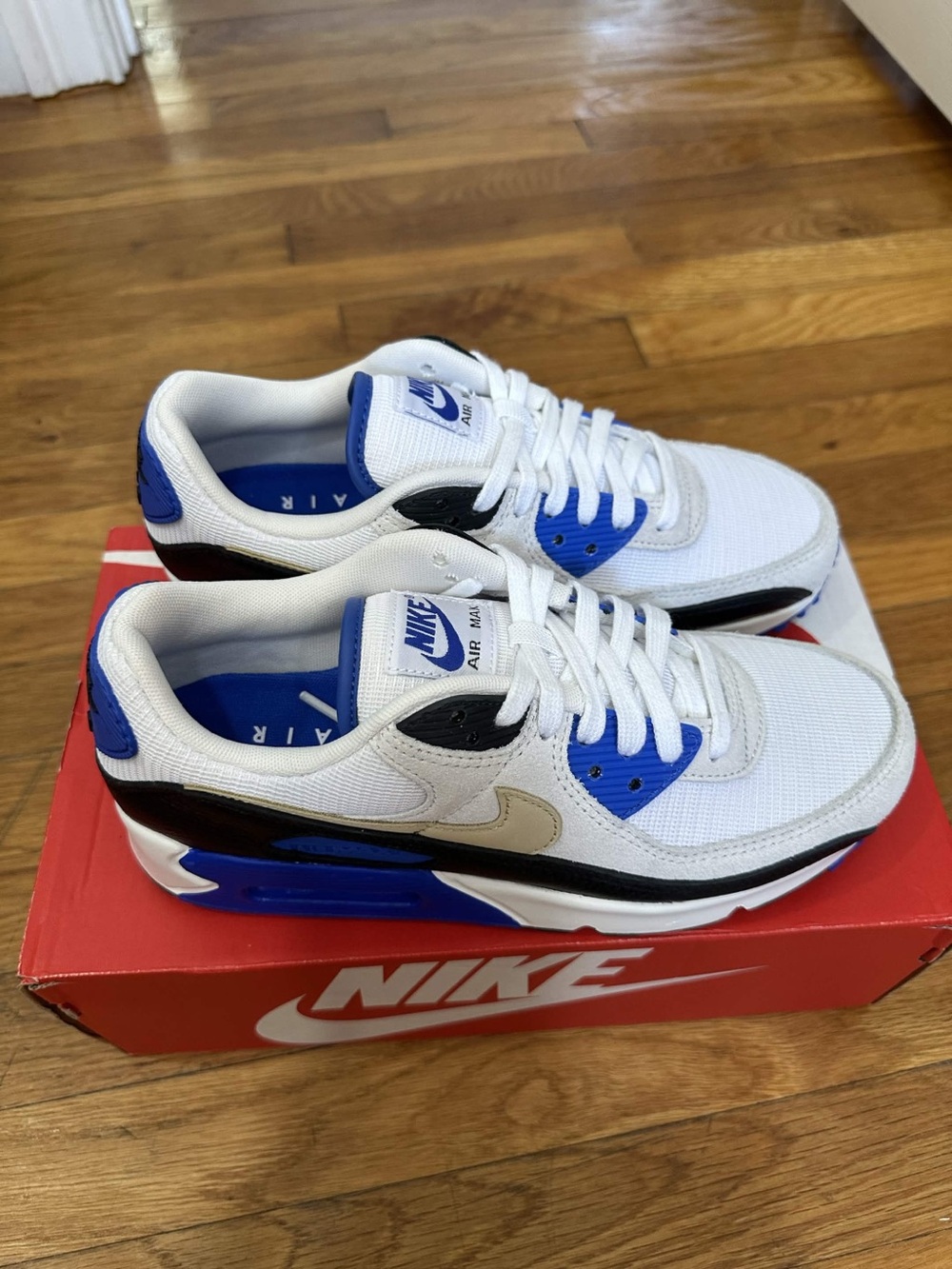*Slightly Used* Nike Air Max 90 Men White Blue (HF3449-100) Size 8